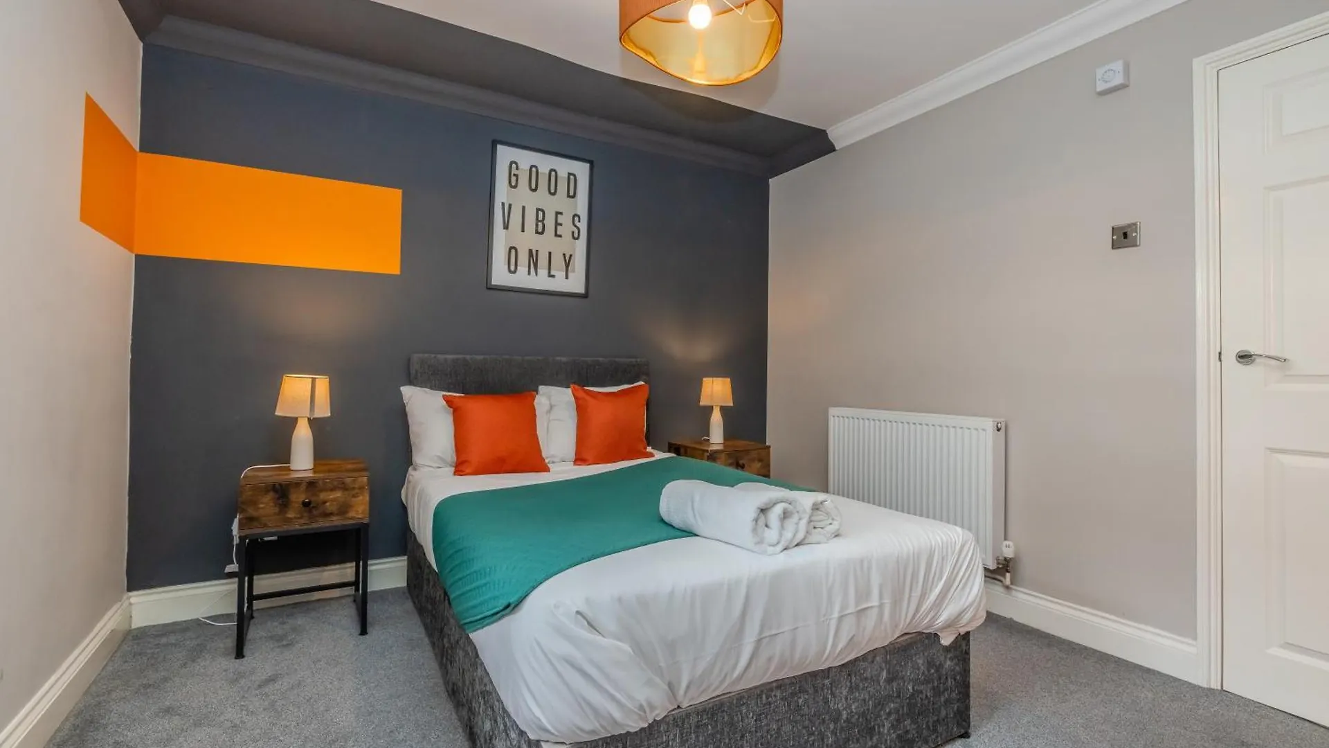 Daire Spacious One Bedroom Flat Next To Brighton Beach & Pavillian