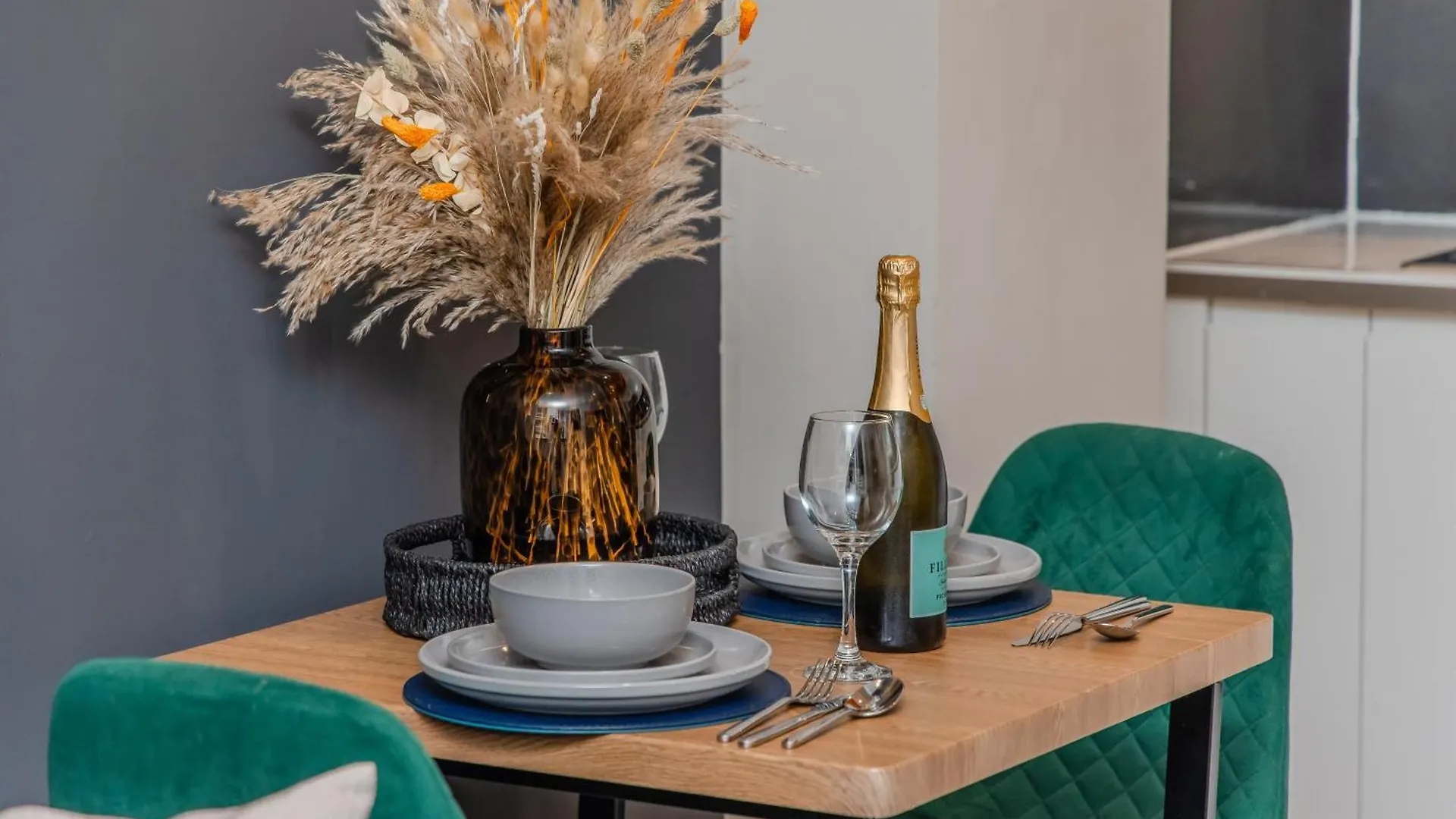 아파트 Spacious One Bedroom Flat Next To Brighton Beach & Pavillian